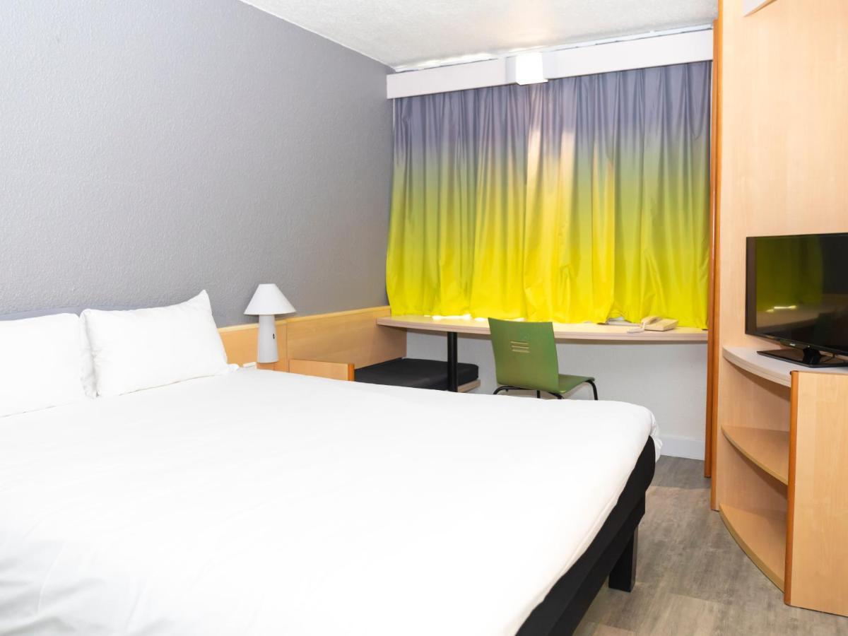 Ibis Metz Centre Cathedrale Hotel Exterior foto